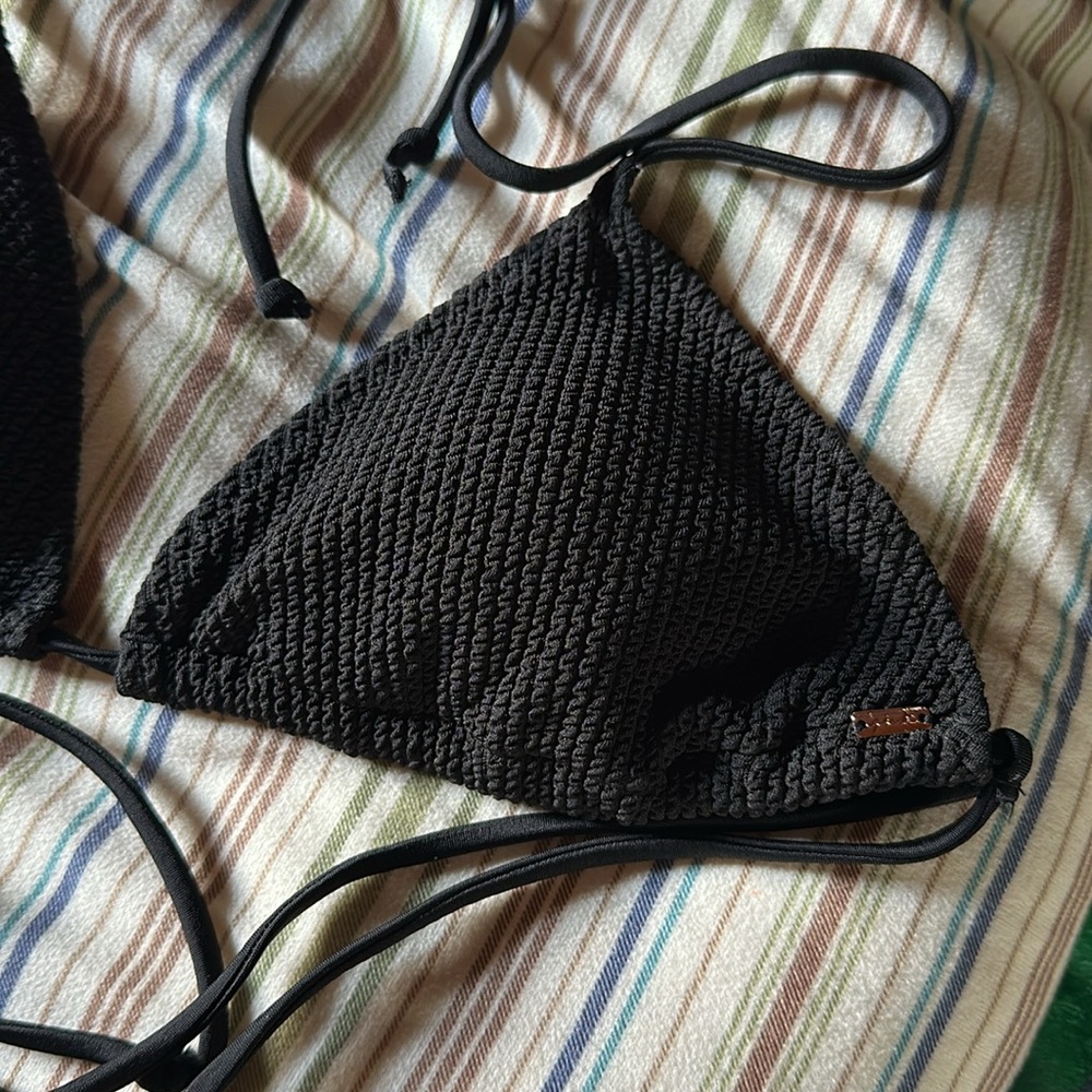 PINK Triangle Crinkle Bikini Top - Picture 3 of 15